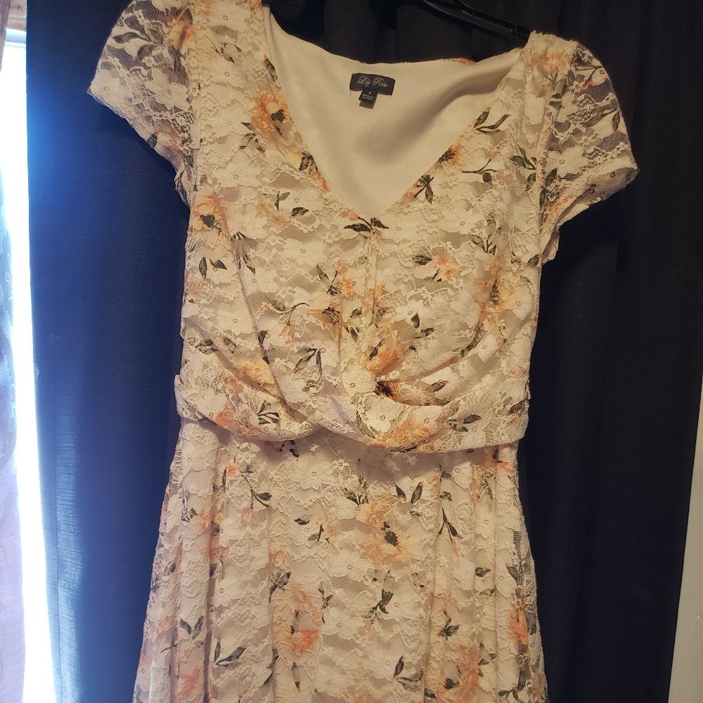 Floral lace dress